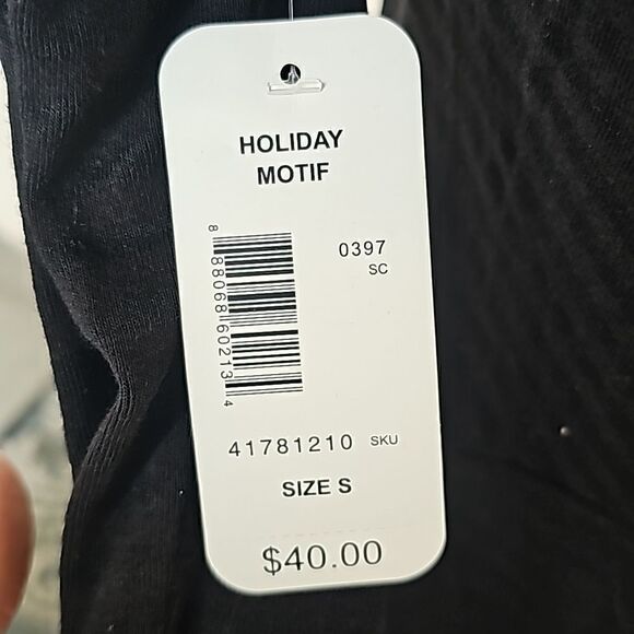 Black lightweight long sleeve studded Halloween top with flared bottom size smal - Picture 5 of 9